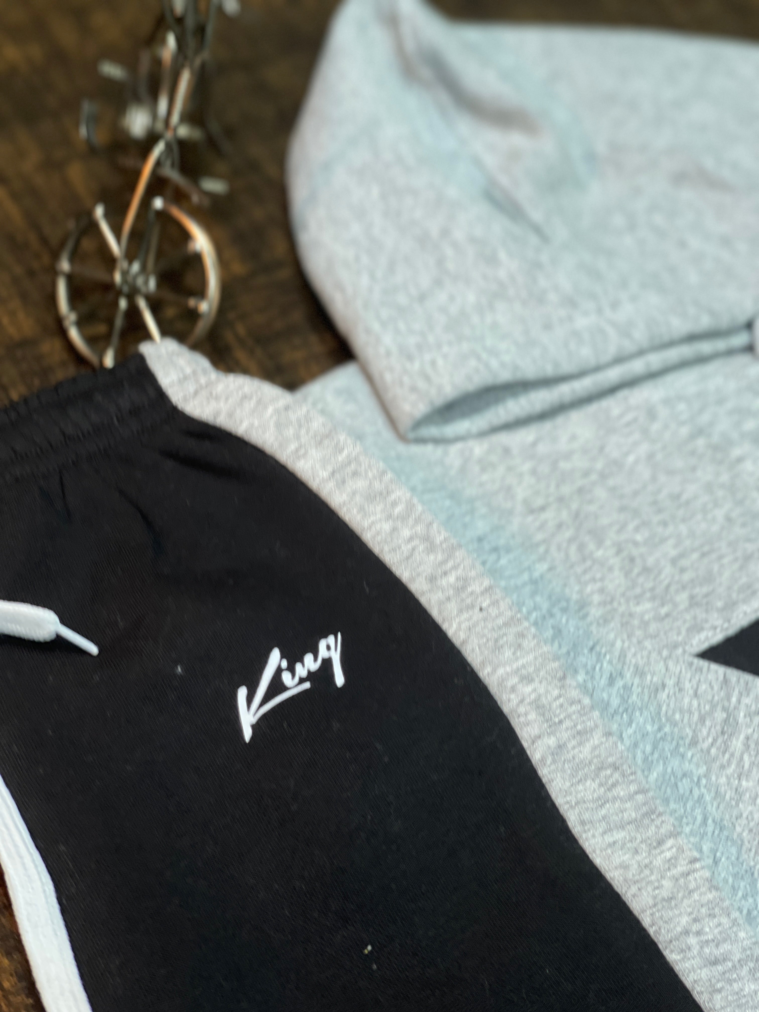 KING - HOODIE WITH TROUSER - PANEL STYLE